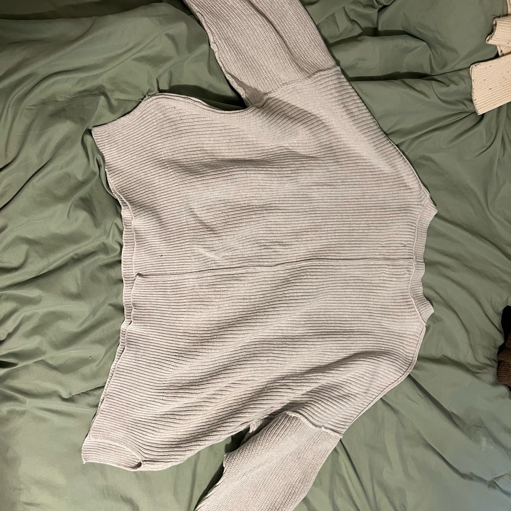Gray Ribbed Knit Sweater - Picture 2 of 3